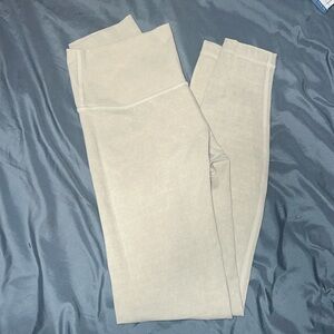 Light grey lululemon leggings